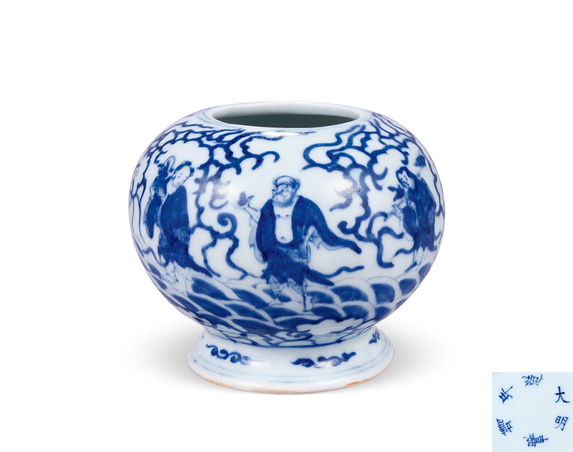 明嘉靖 青花「八仙過海」圖小罐